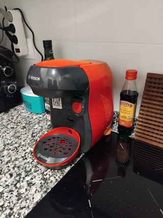 Cafetera Bosch Tassimo Roja