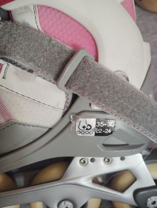 Patines en línea Oxelo rosas y blancos