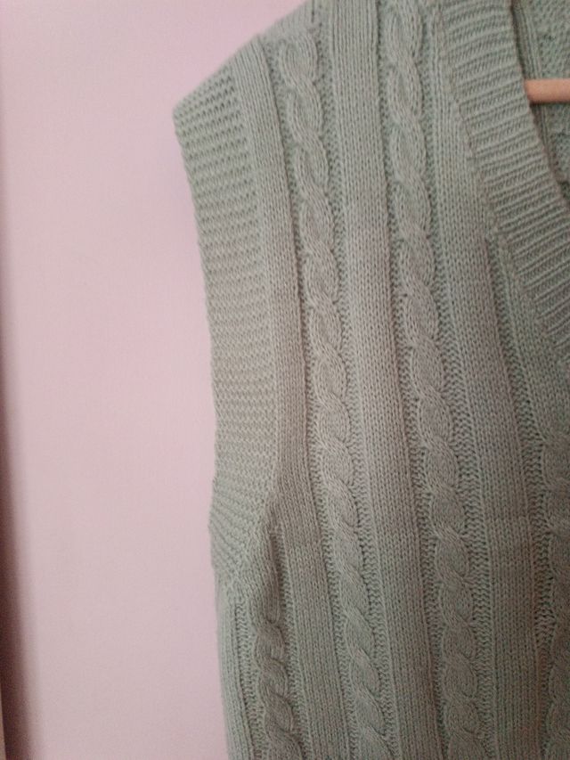 Chaleco Shein verde talla M