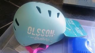 Casco Olsson and Brothers S/M