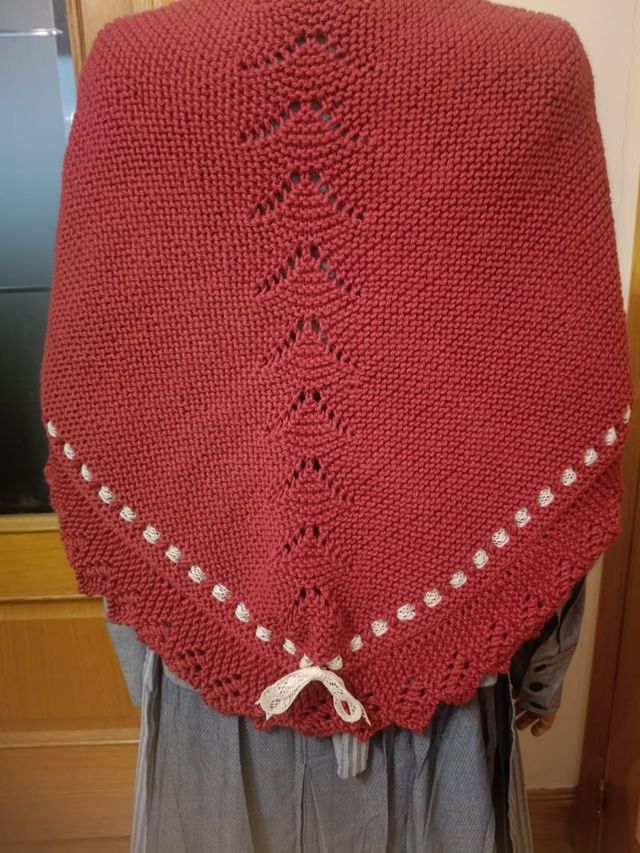 Eskuz egindako tokilla / Toquilla hecha a mano