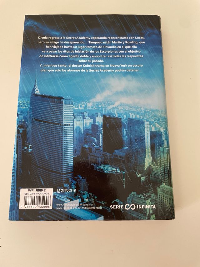 El retorno de los Escorpiones (Secret Academy 3...