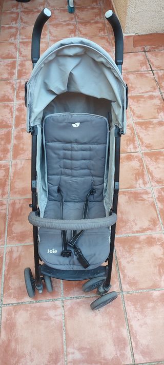 Silla de paseo / cochecito Joie gris
