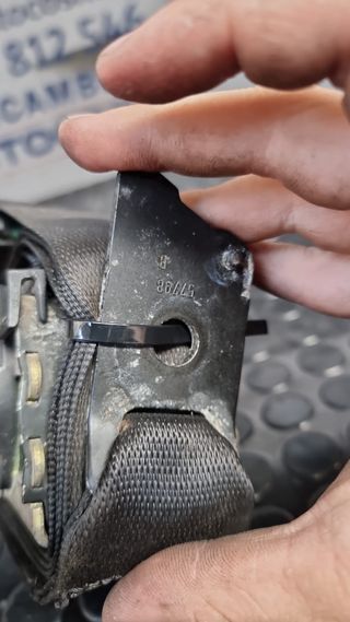 CINTURON TRASERO IZQUIERDO BMW SERIE 5 E39 2002