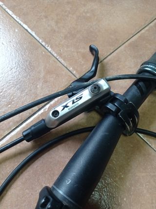 Manillar raceface, potencia, frenos SLX