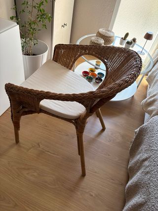 Sillón de Ratan con cojín , Ikea 