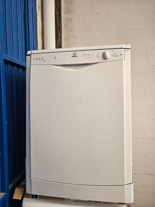 Lavavajillas Indesit