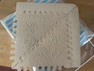 LU baby mats. Suelo acolchado para bebés beige