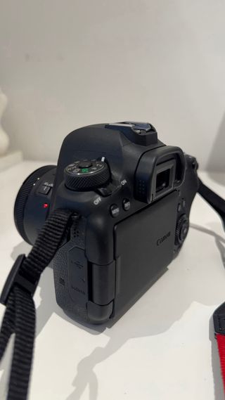 Canon EOS 6D Mark II Cámara DSLR Negra