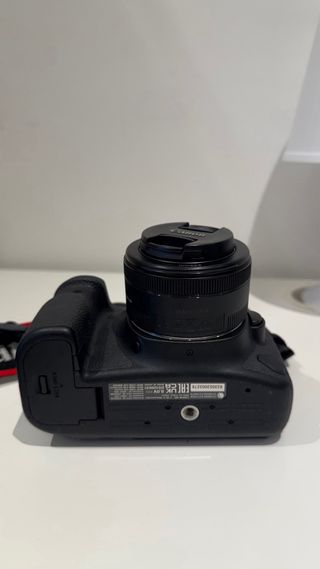 Canon EOS 6D Mark II Cámara DSLR Negra