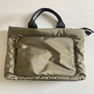 Bolso sport negro y verde