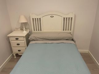 Cama blanca.