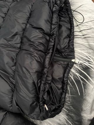 Chaqueta Moncler Negra con Capucha