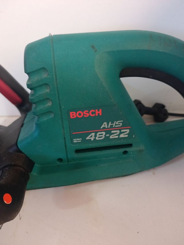 Corta setos Bosch AHS 48-22