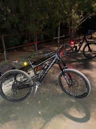 Canyon Torque Bicicleta Montaña