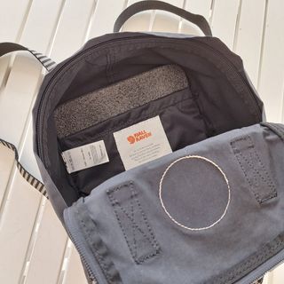 Mochila Fjällräven Kånken Mini Gris