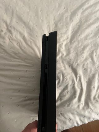 Playstation 4 Slim 1TB Negra