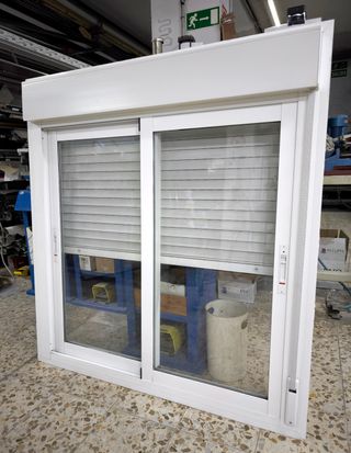Ventana Corredera de aluminio de 126 x 136,5
