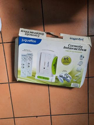 Consola de videojuegos Juguettos Infra Zone con ac