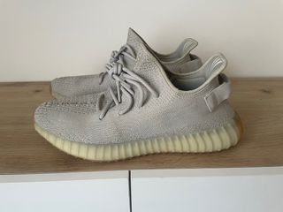 Adidas Yeezy 350 V2 Sesamo Beige Talla 46 2/3