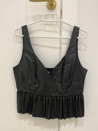 Top polipiel Zara negro
