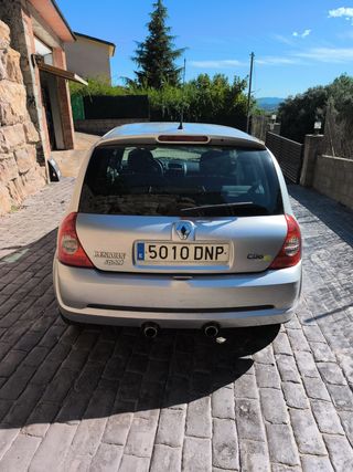 Renault Clio 2005