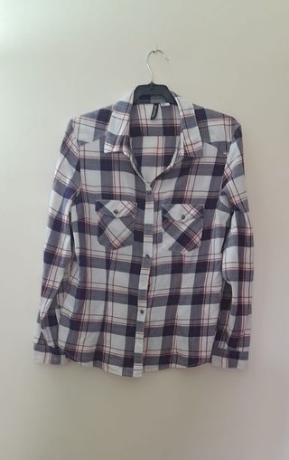 Camisa de cuadros blanca/azul. Talla 44 (estrecha)