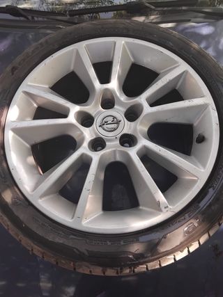 Llantas Opel Astra 17 con Neumáticos