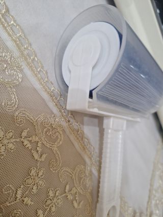 Leva pelucchi lavabile con contenitore