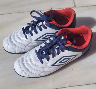 Botas Fútbol Umbro Talla 36.5 (4.5 USA)