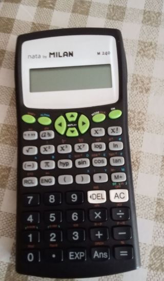 Calculadora Milan M 240
