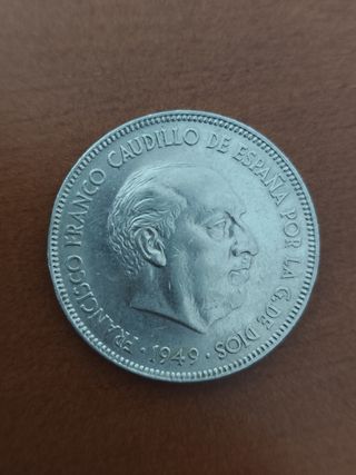 Moneda 5 Pesetas Franco 1949, estrella 19-49
