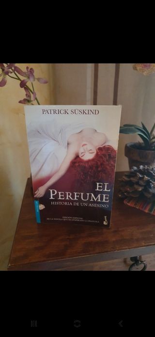 El perfume: Historia de un asesino (Spanish Edi...