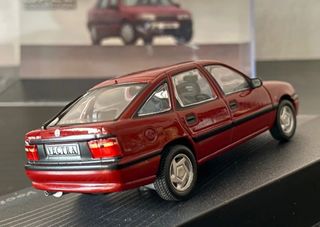 Opel Vectra A 2.0GL. 5 puertas. 1988.