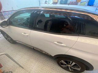 Peugeot 3008 Allure 1.2 130 CV Gasolina
