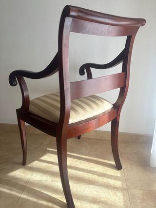 Set de 6 sillas de madera estilo clásico