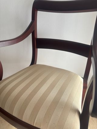 Set de 6 sillas de madera estilo clásico