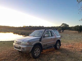 Opel Frontera 2003