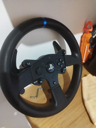 Volante Thrustmaster T300