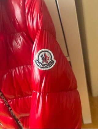 Plumas Moncler Rojo 7 Años