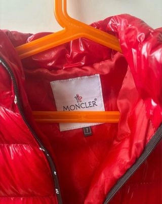 Plumas Moncler Rojo 7 Años