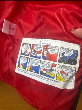 Plumas Moncler Rojo 7 Años