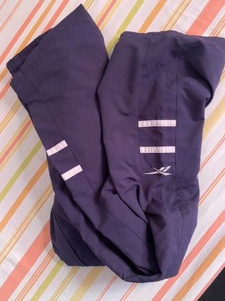 Pantalón Reebok Morado