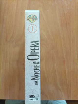 VHS Los Hermanos Marx Una Noche en la Ópera