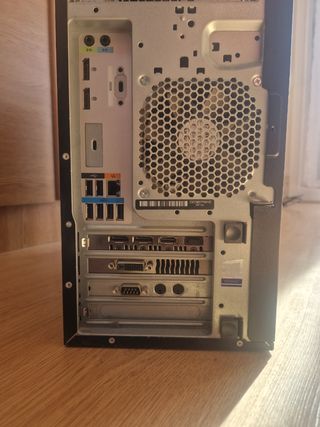 HP Z2 G4 I7 GAMING