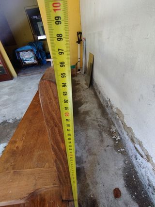 Banco de madera estilo rústico