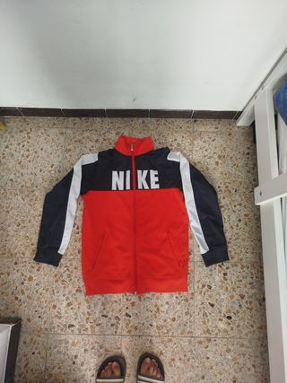 Sudadera Nike Naranja y Negra