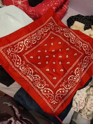 Bandana Roja Urban Classics