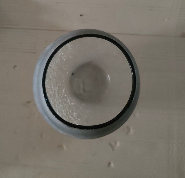 Vaso di vetro smerigliato grigio e trasparente