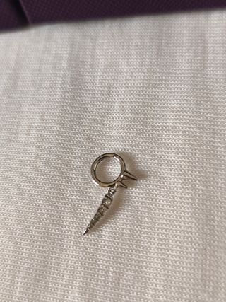 Pendiente Aristocrazy oro 18k.